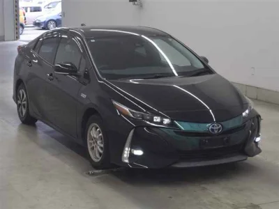 Toyota Prius PHV