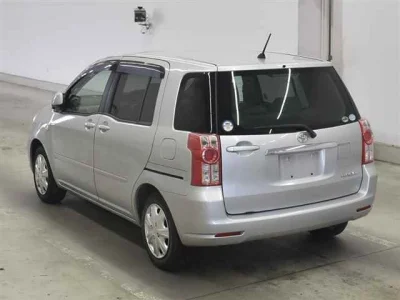 Toyota Raum