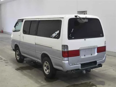 Toyota HiAce Van