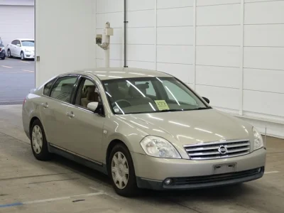 Nissan TEANA