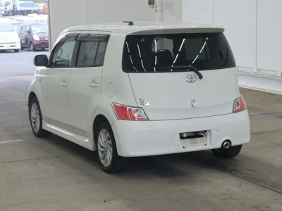Toyota bB