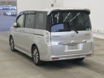 Honda STEP WAGON