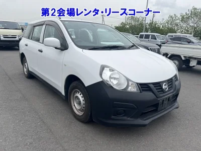 Nissan AD
