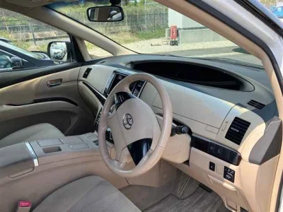 Toyota Estima Hybrid