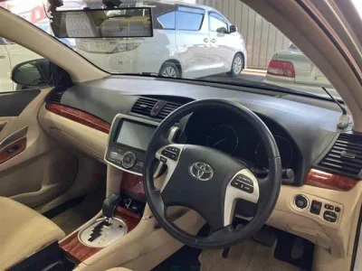 Toyota Premio