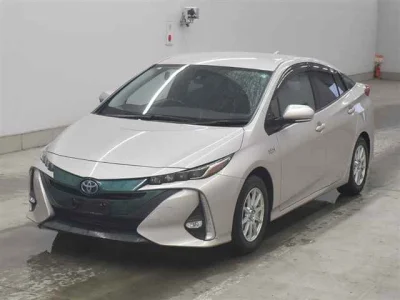 Toyota Prius PHV