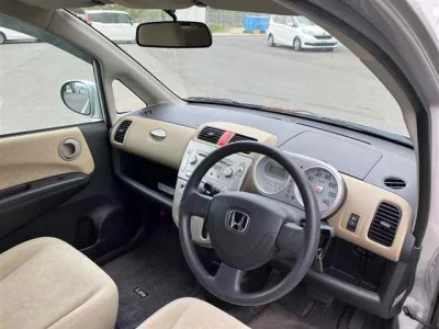 Honda Life