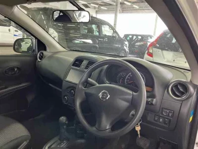 Nissan Latio