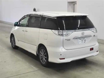 Toyota Estima Hybrid