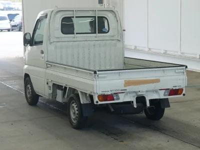 Nissan Clipper Truck
