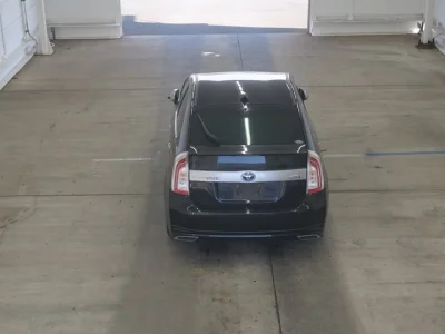 Toyota Prius PHV
