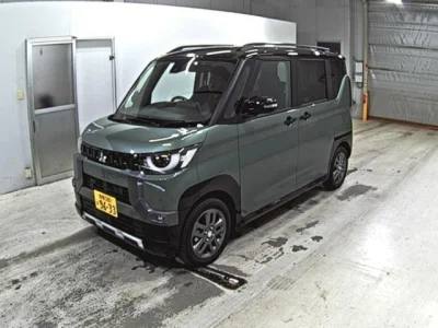 Mitsubishi Delica Mini