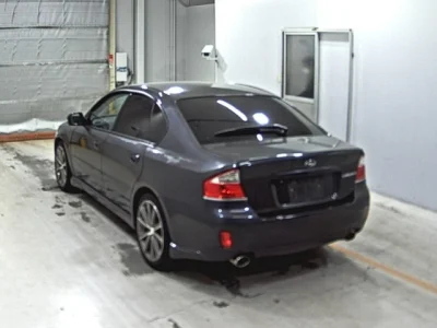 Subaru LEGACY B4