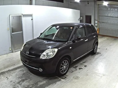 Mazda Verisa