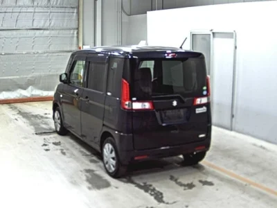 Suzuki Spacia