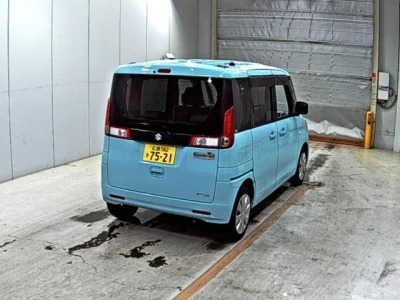 Suzuki Spacia