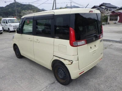 Suzuki Spacia