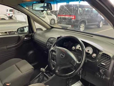Subaru Traviq