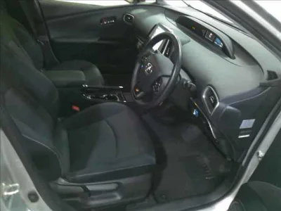 Toyota Prius PHV