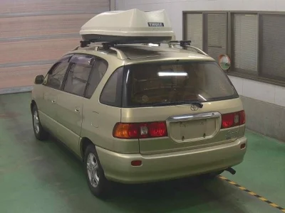 Toyota Ipsum