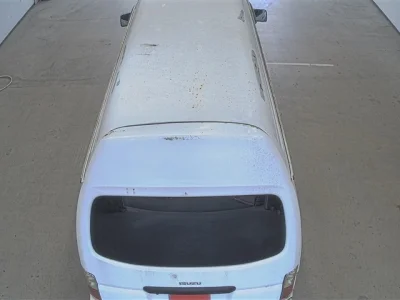 Isuzu Como