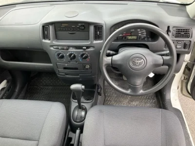 Toyota Succeed