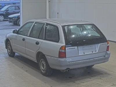 Mitsubishi Libero