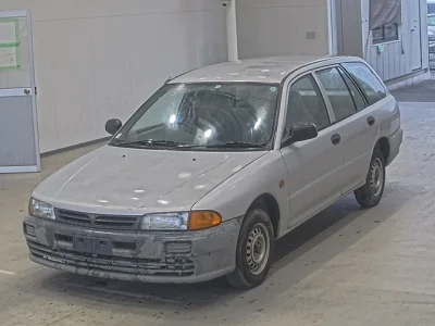 Mitsubishi Libero