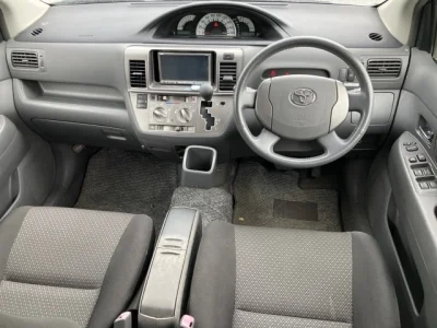 Toyota Raum