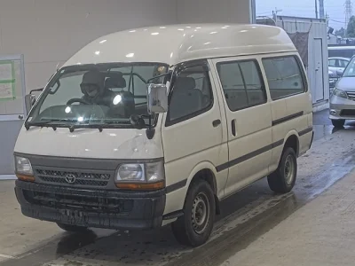 Toyota HiAce Van
