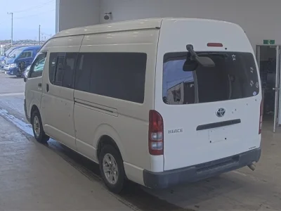 Toyota HiAce Van