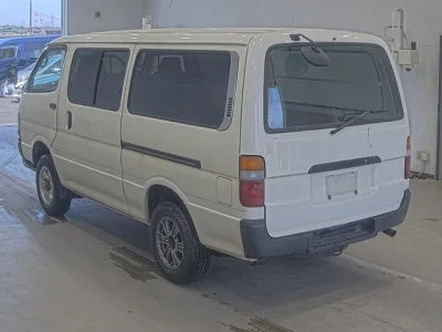 Toyota HiAce Van