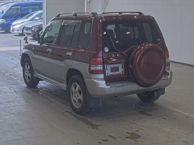 Mitsubishi Pajero iO