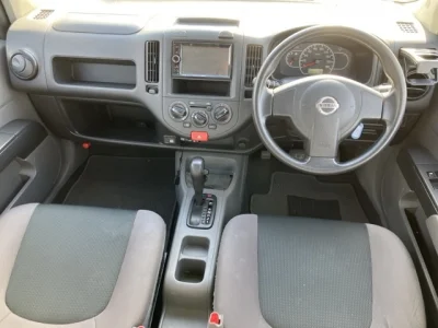 Nissan AD