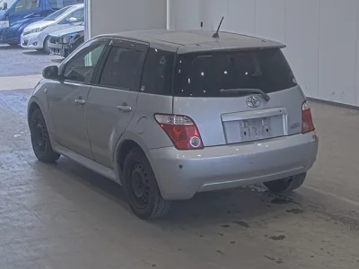 Toyota Ist