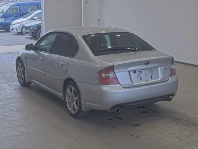 Subaru Legacy B4