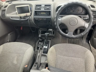 Nissan Mistral