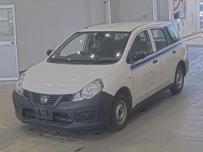 Nissan AD