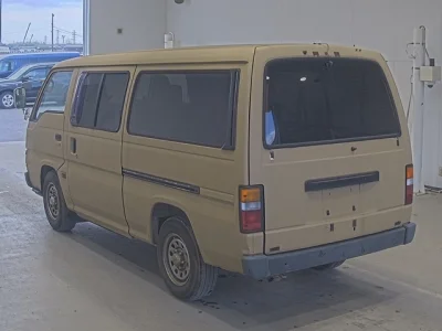 Nissan Caravan