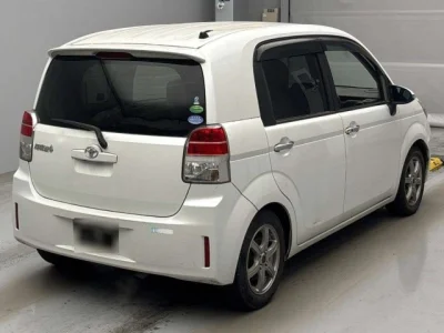 Toyota Spade