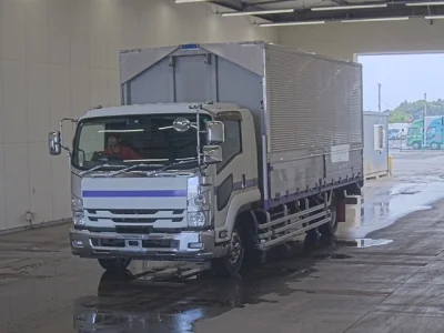 Isuzu Forward