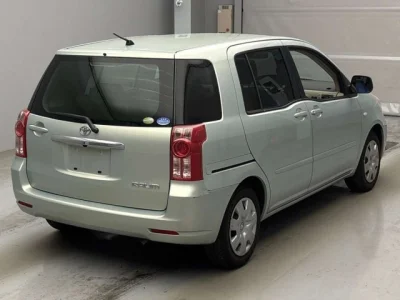 Toyota Raum