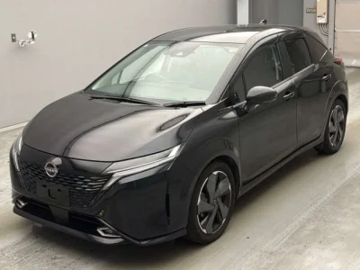 Nissan Aura