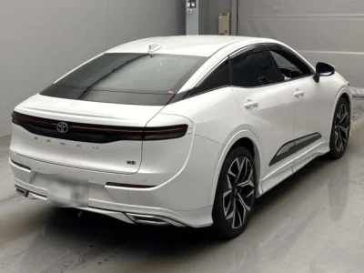 Toyota Crown Crossover