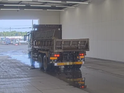 Mitsubishi Fuso Super Great