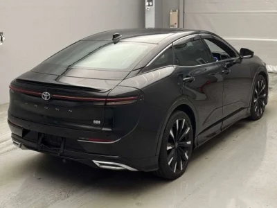 Toyota Crown Crossover