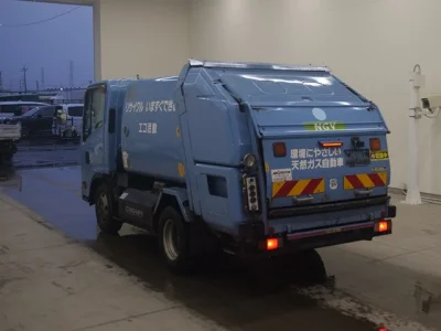 Isuzu ELF