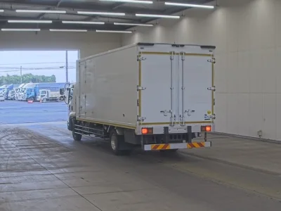 Isuzu Forward