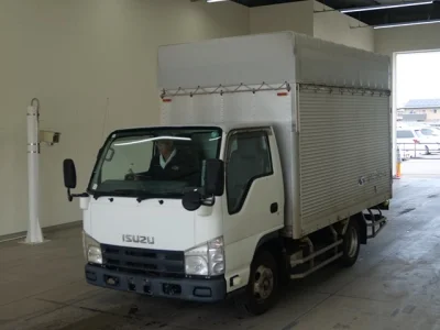 Isuzu Elf