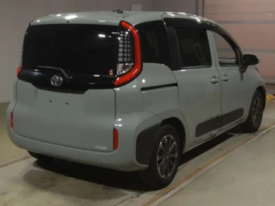 Toyota Sienta